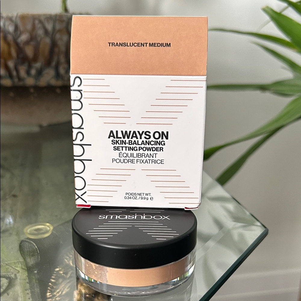Smashbox Skin Balancing Setting Powder in Translucent Medium